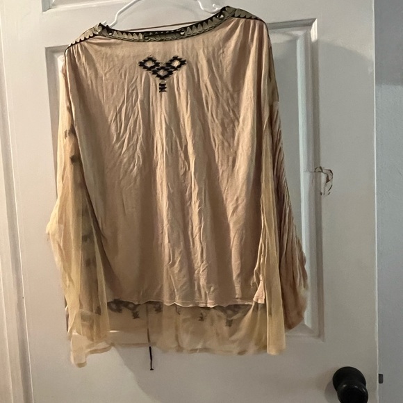 Free People top - Picture 3 of 4